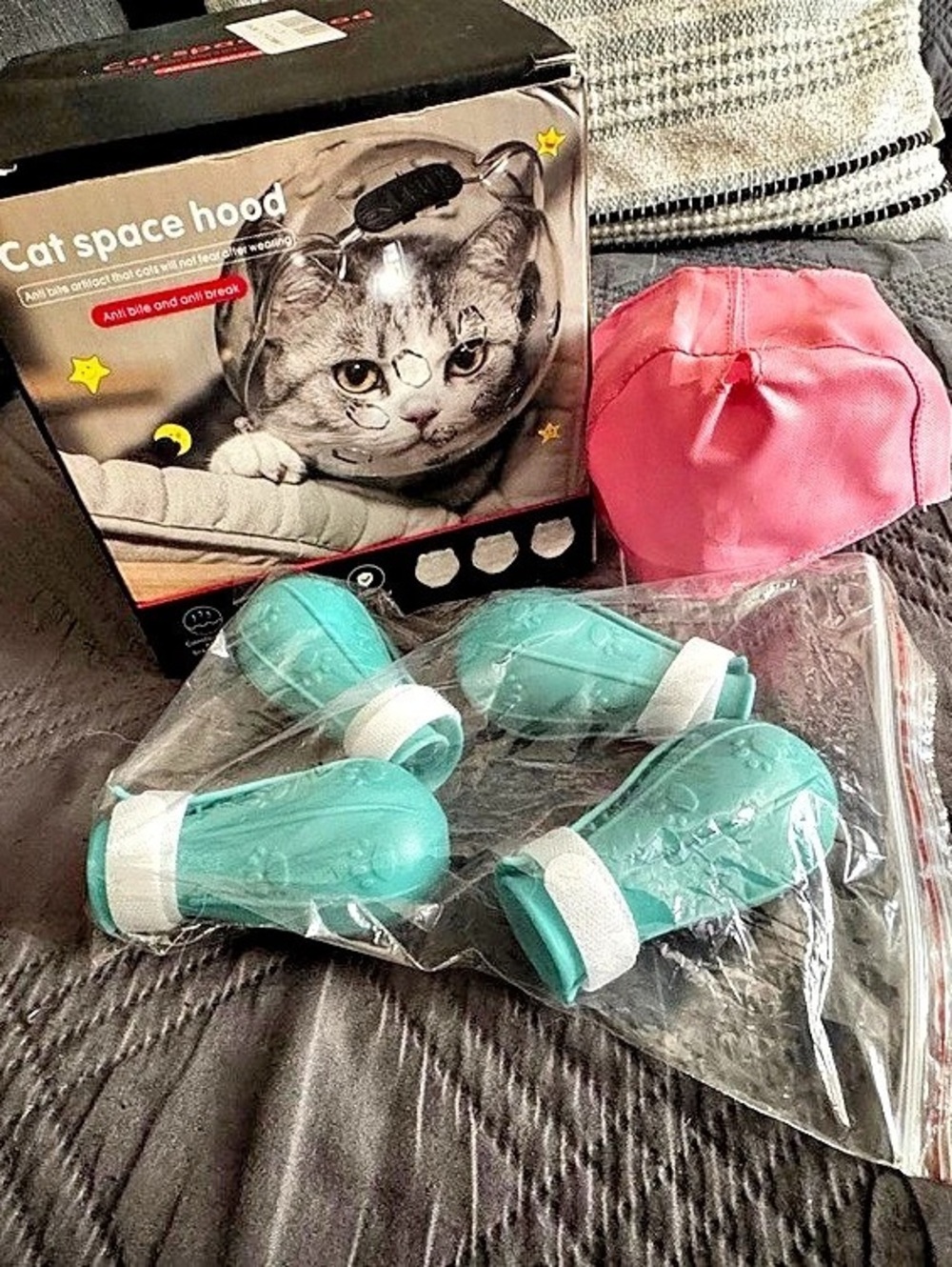Cat self protection grooming set. Figment not included.
